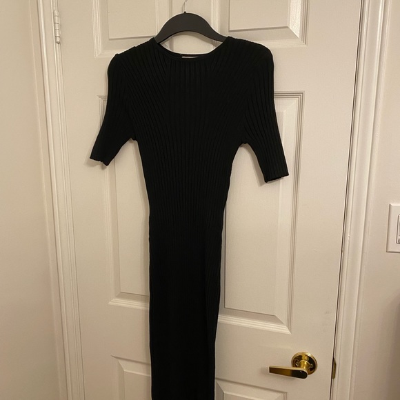 BLACK FITTED DRESS - Picture 6 of 6